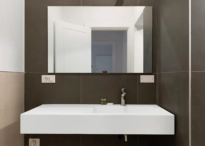 아파트 Le Dodici Porte - Zamboni 3 By District *