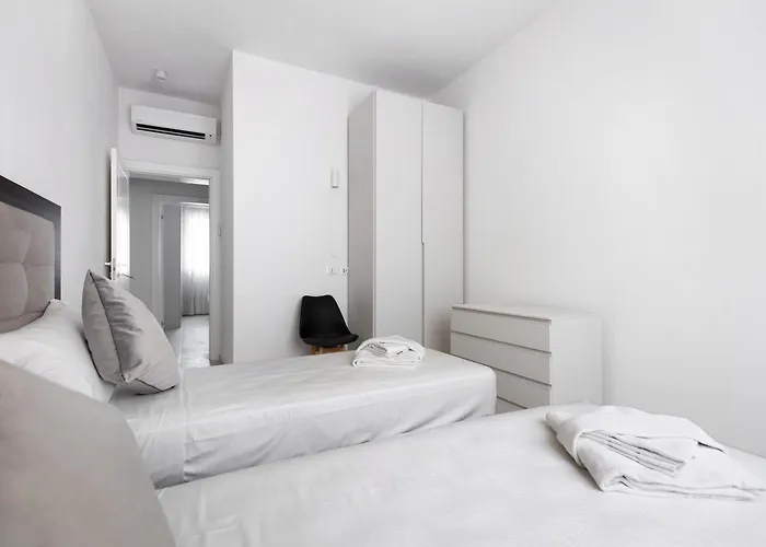 Le Dodici Porte - Zamboni 3 By District *