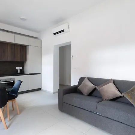 Le Dodici Porte - Zamboni 3 By District Apartment *