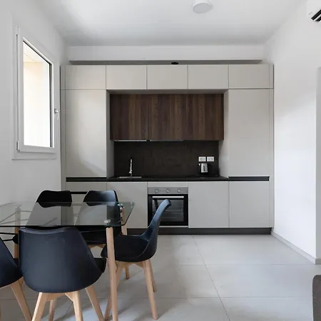 Le Dodici Porte - Zamboni 3 By District Daire